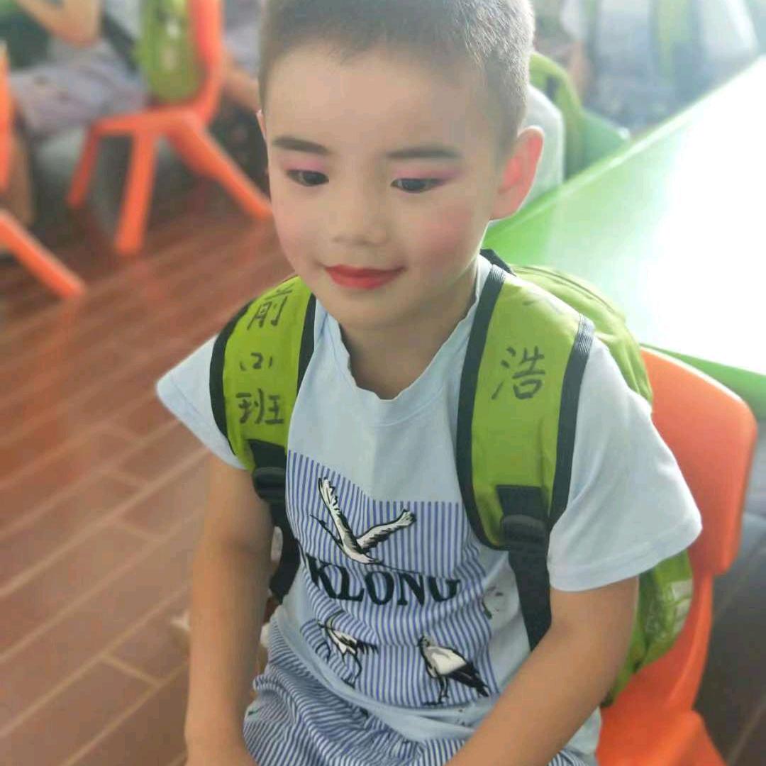 ૮ ºﻌºა站岗半吨