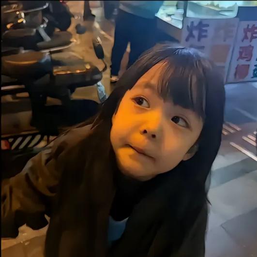 瞅一眼🥨