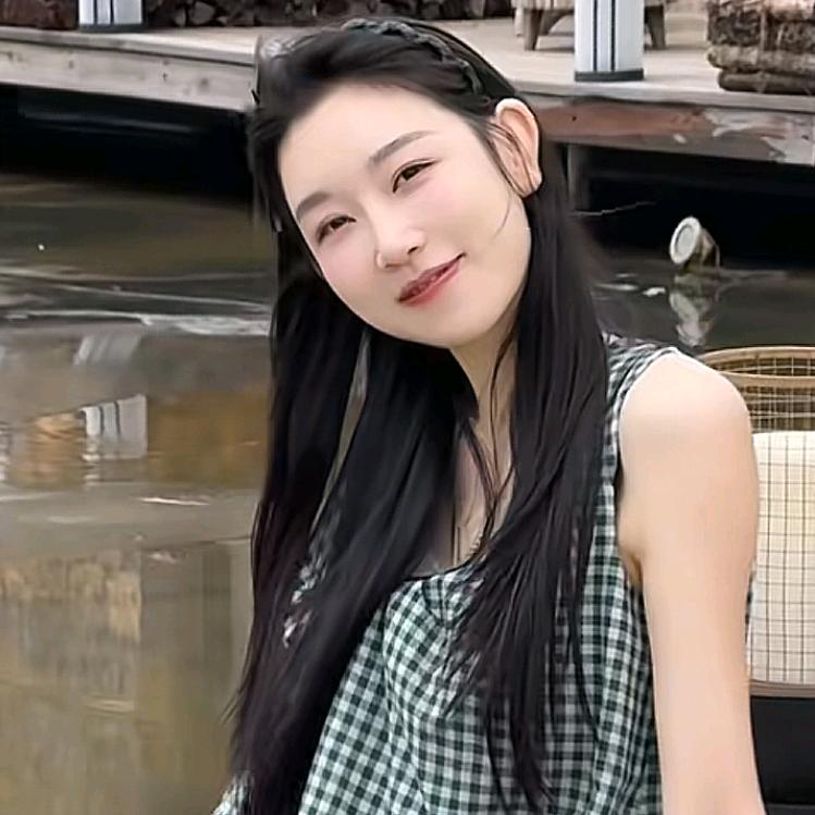 鸥纪儿—梦梦穿搭
