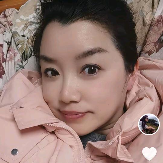 佳莹