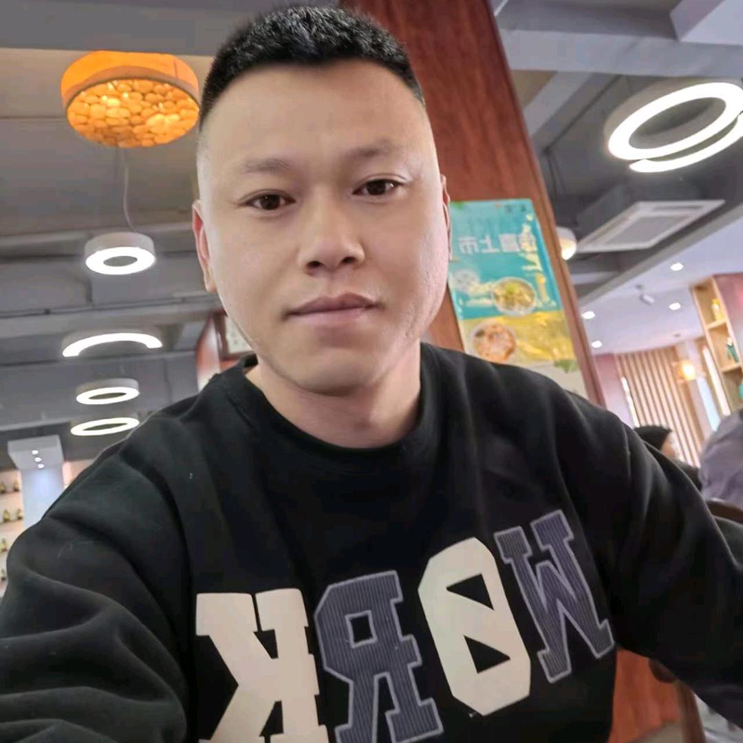 东北业哥（新人首播晚上19点10分）