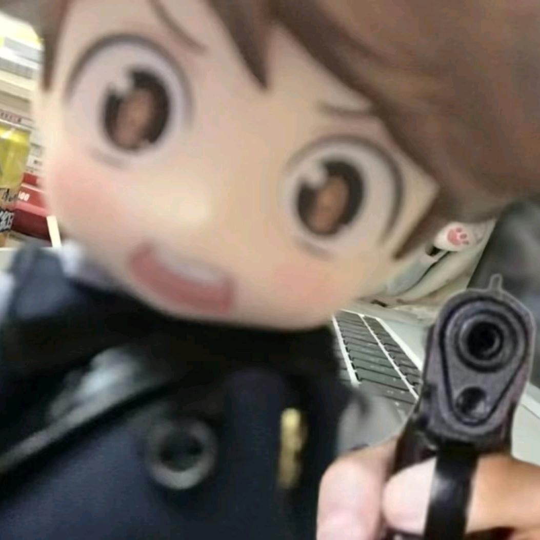 不是纠结伦