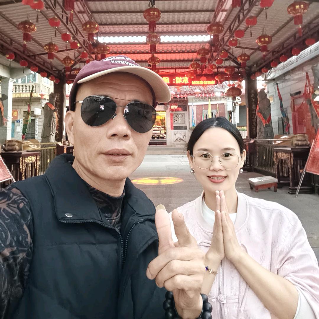 牛仔和虎妞的日常