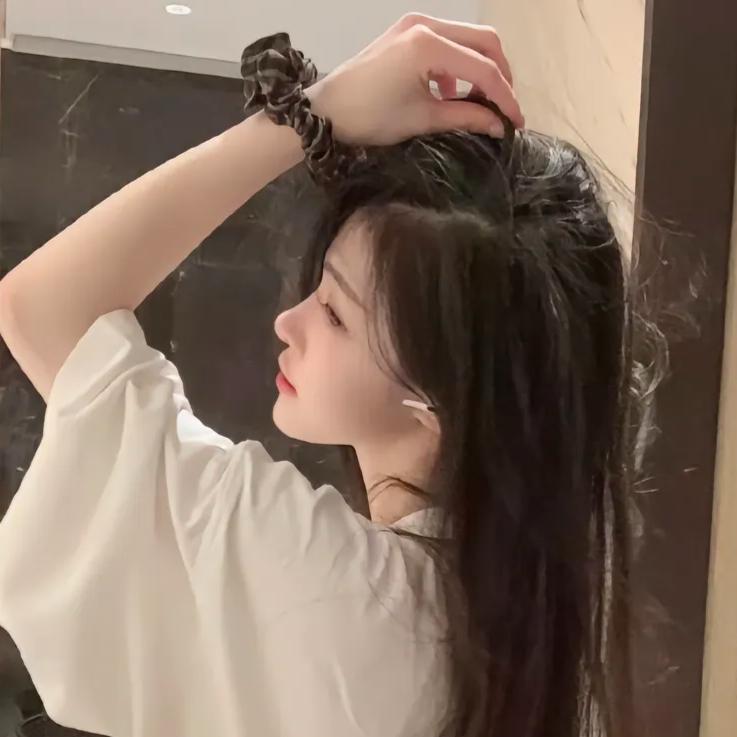 💋ꦿ张小姐꧔ꦿ᭄࿐ᩚ
