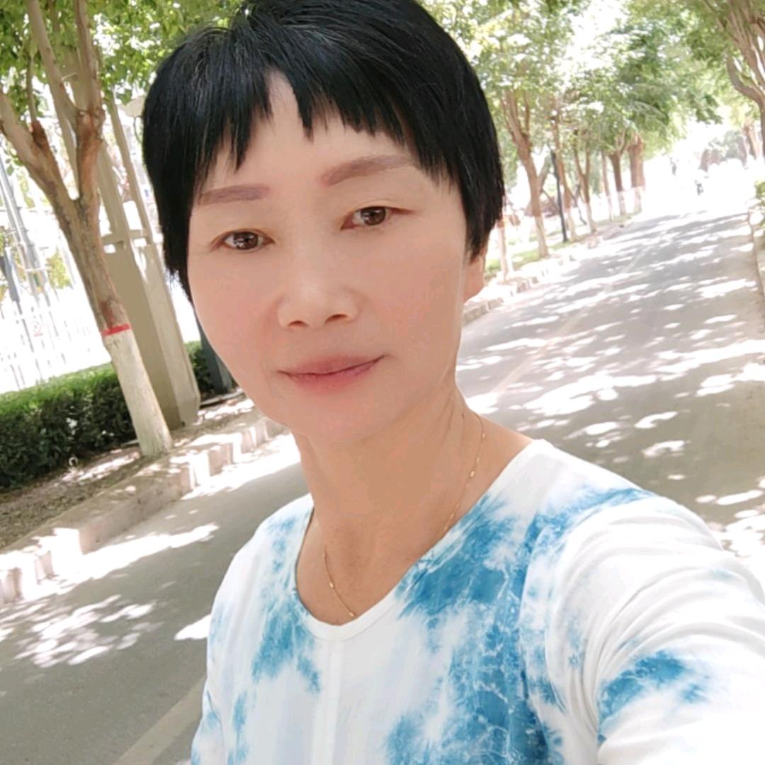 老太婆一个