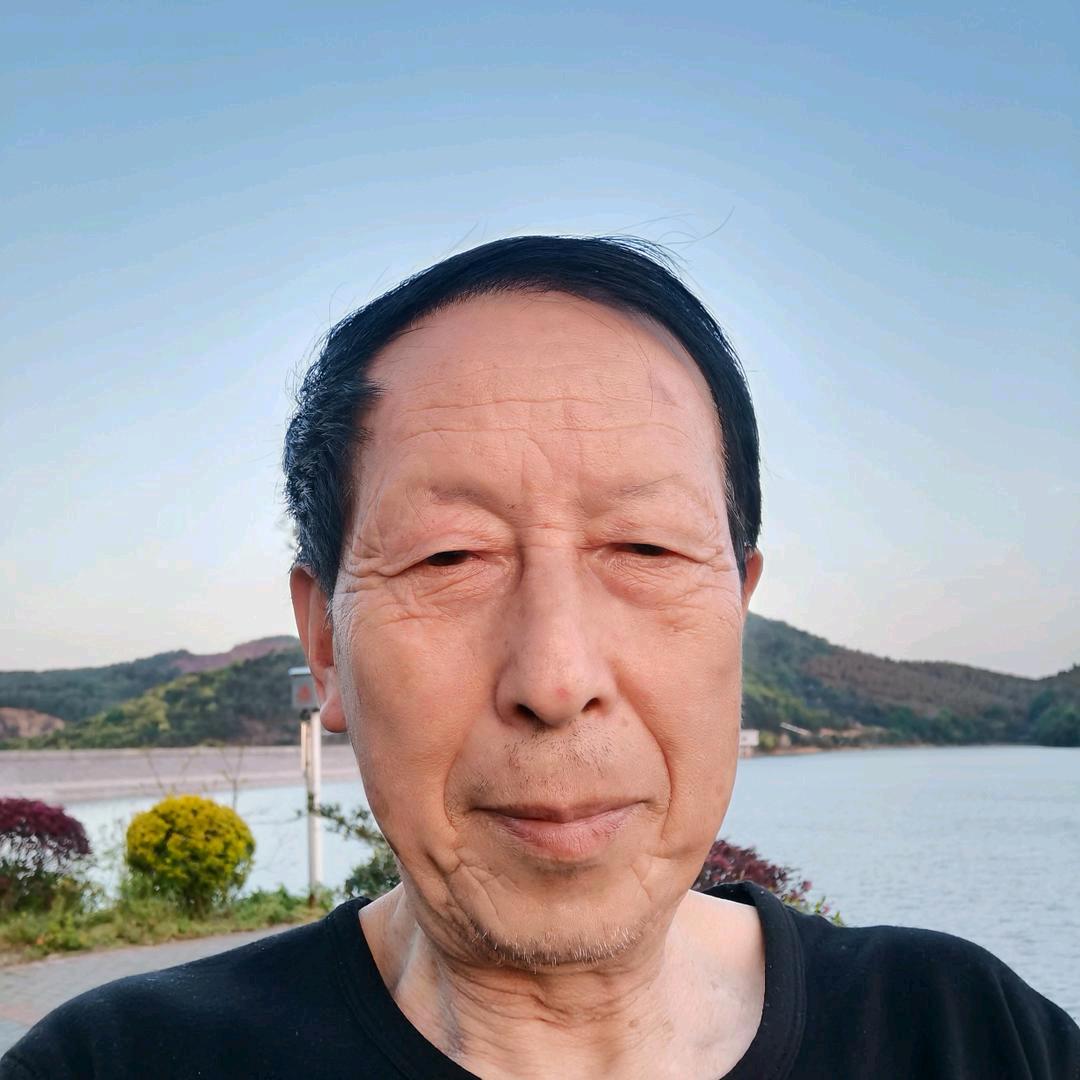 用户8097张岳䒩810614479
