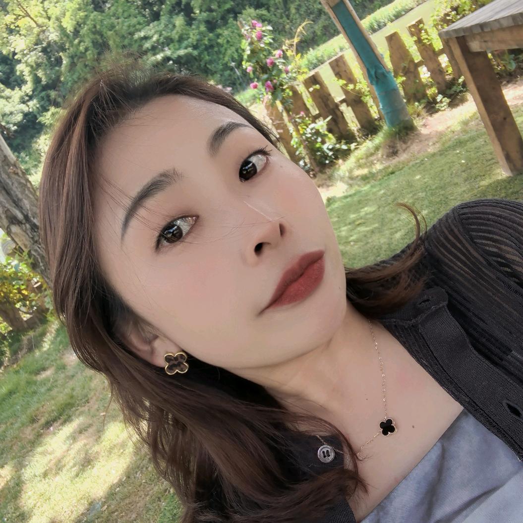 只是嘉伦的嘉人