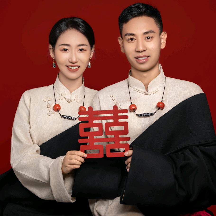 阿黑，月露星空名宿欢迎预订