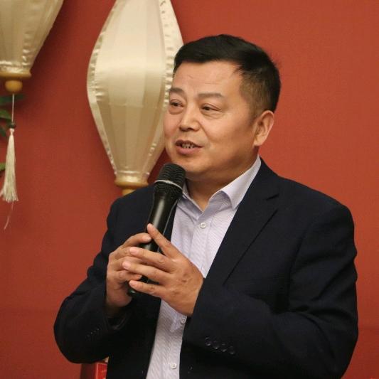泰州小鹰