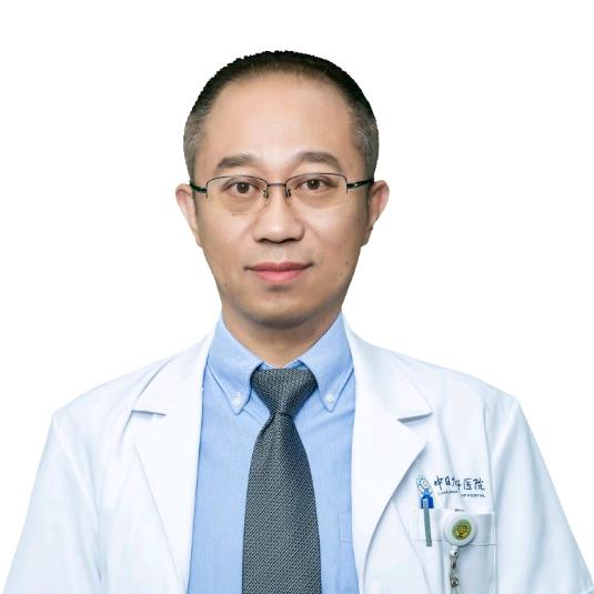 整形医生任冲