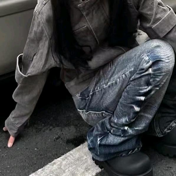 尖尖的脑袋