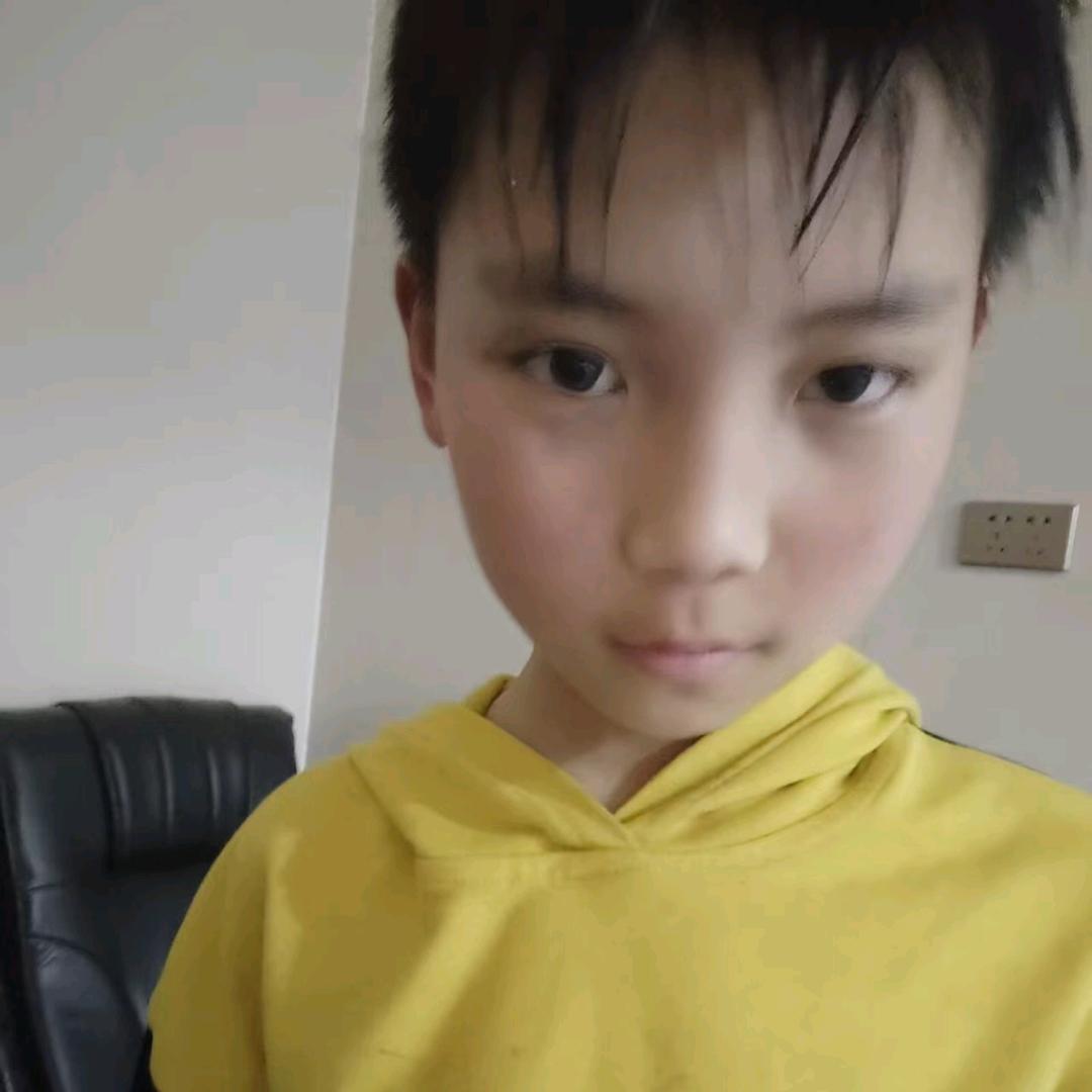 枕着你的名字入眠