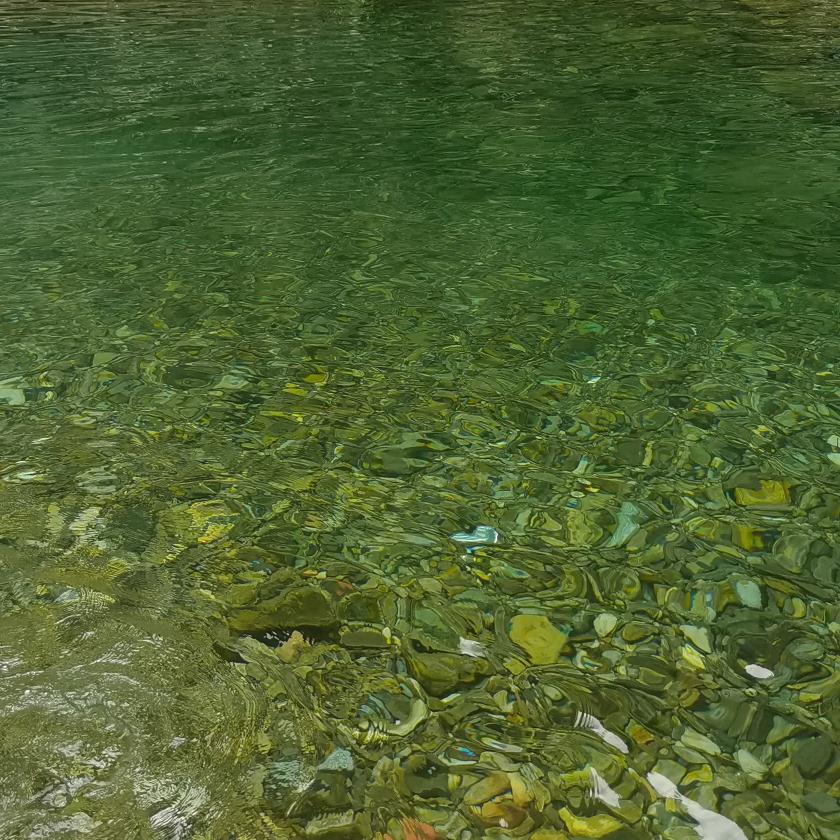 某某峰
