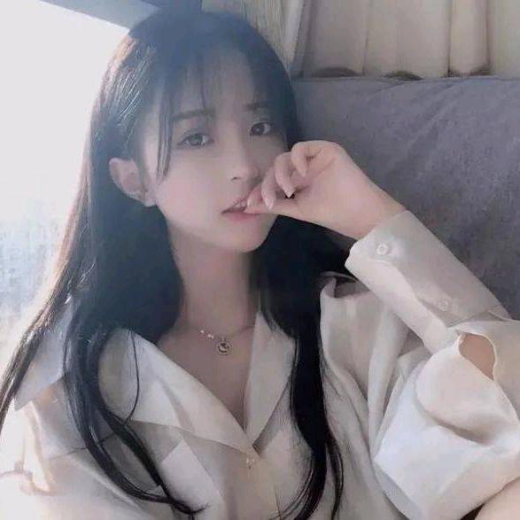 财神爷的干女儿（小月亮）