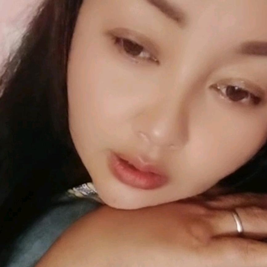 在阳光下浅浅笑