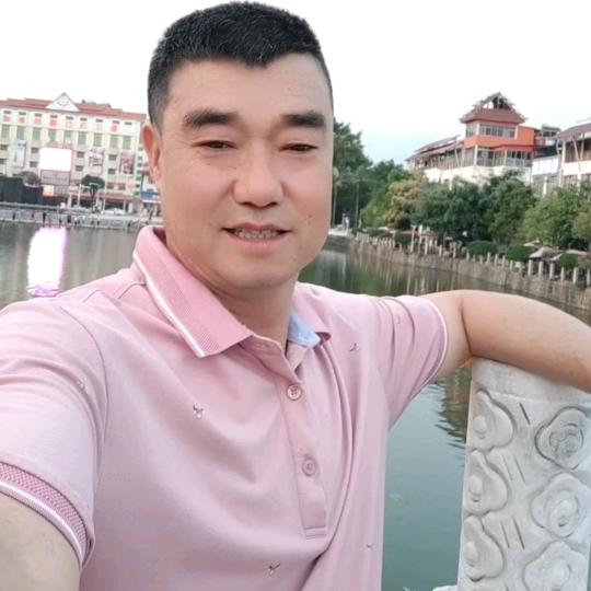 满堂儿孙，不如半路夫妻