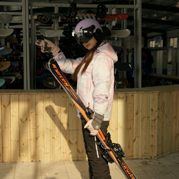 雪场打工人•小星