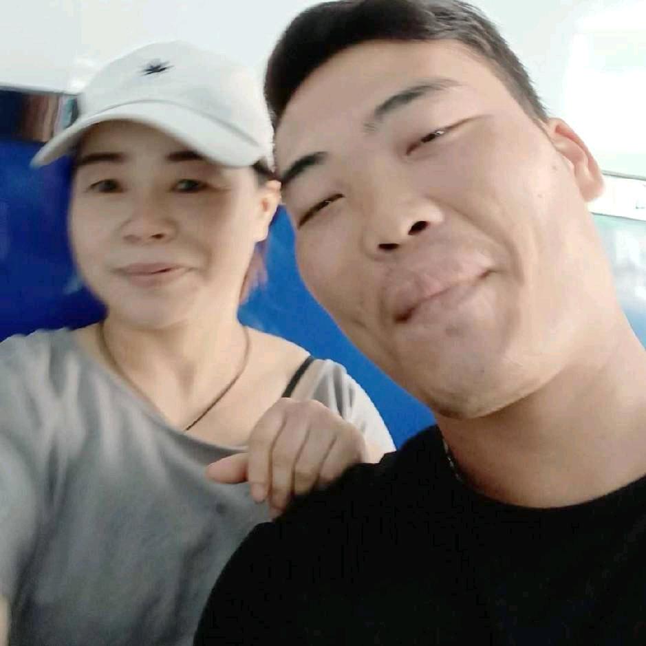 植少，舞狮子队