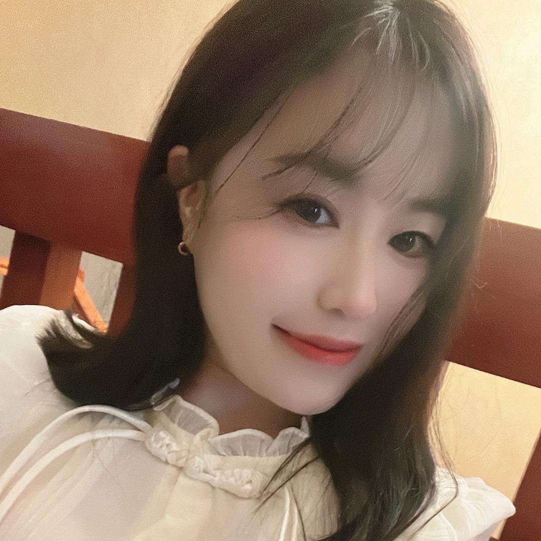 郭红采耳老板娘