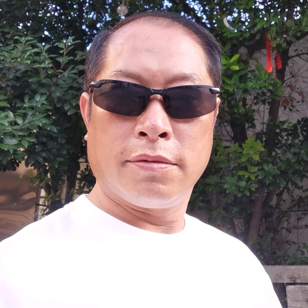开心！邹三
