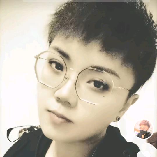 @💋胡66🤓