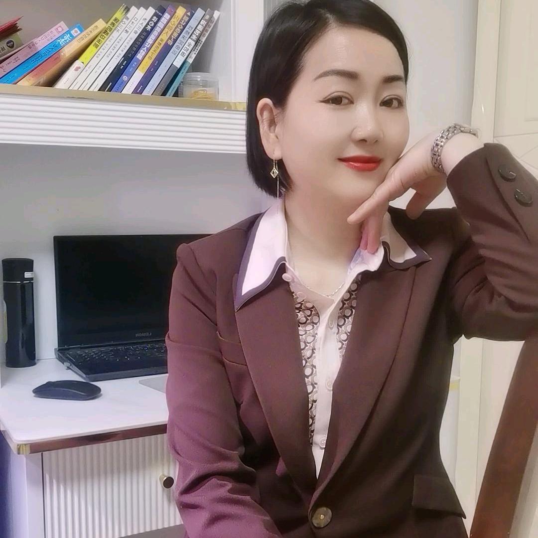 平舆秋灵内衣姐妹花