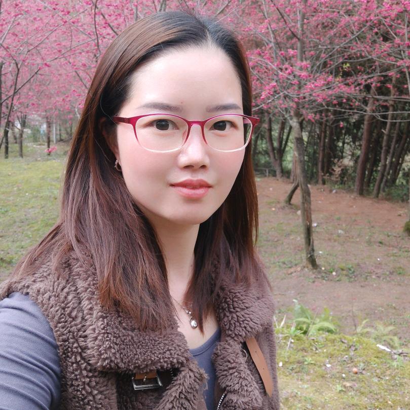 眼镜妹👀(手机摄影)