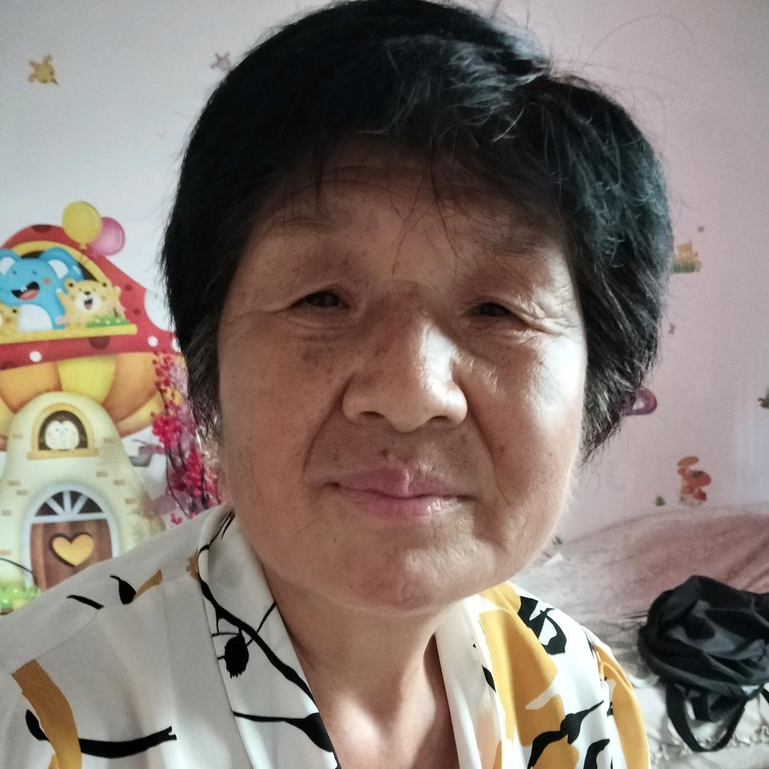 龙良英