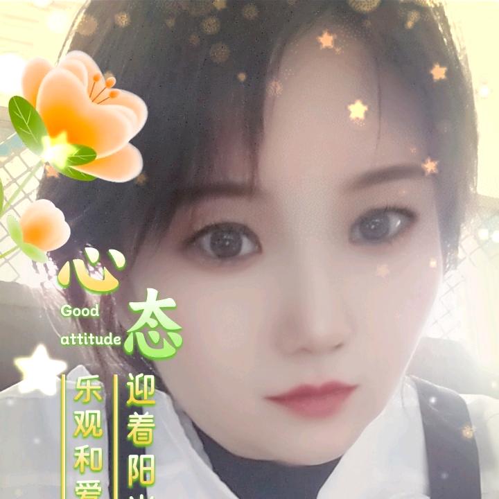 小洞天火锅～配菜师～海霞