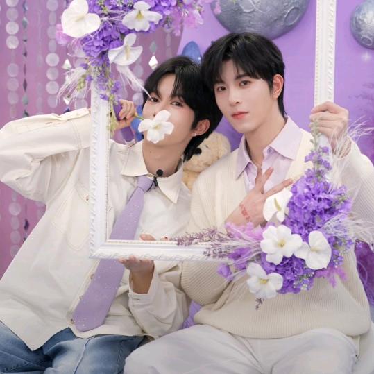 ✨小背包🎒《请勿连点赞哟》