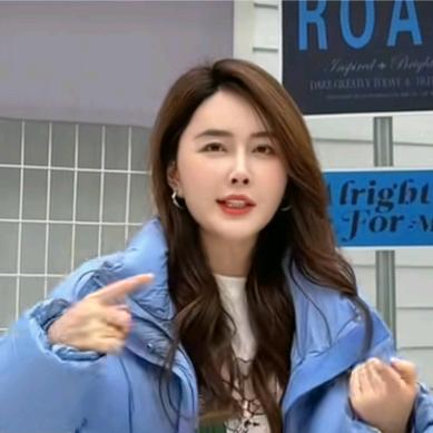 小允姐姐（爆款穿搭）