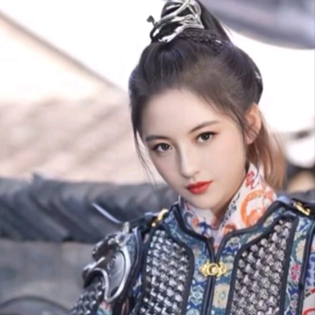 姐👀的高冷你模仿不起😎