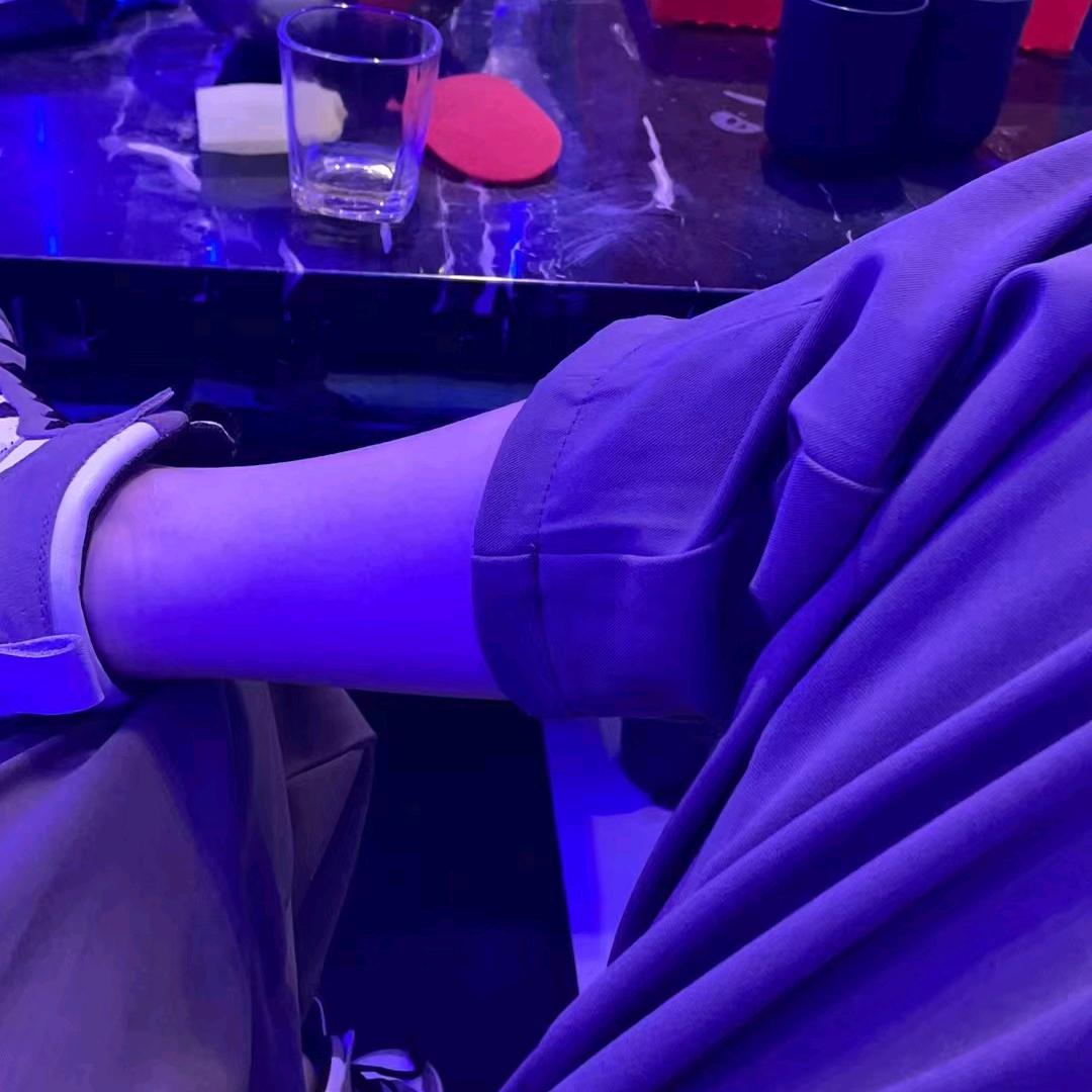 不凡⭐