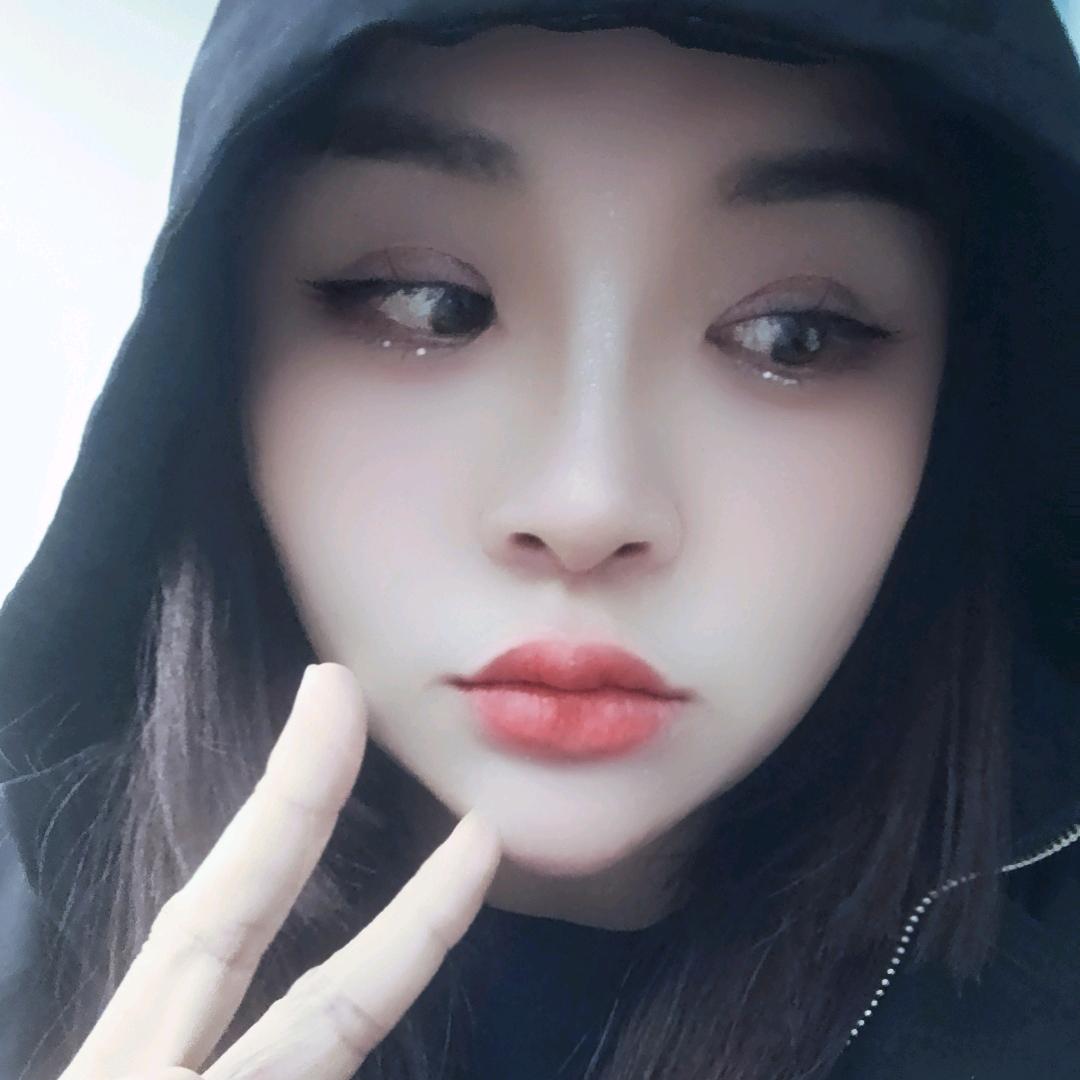 是   黄可爱呀！