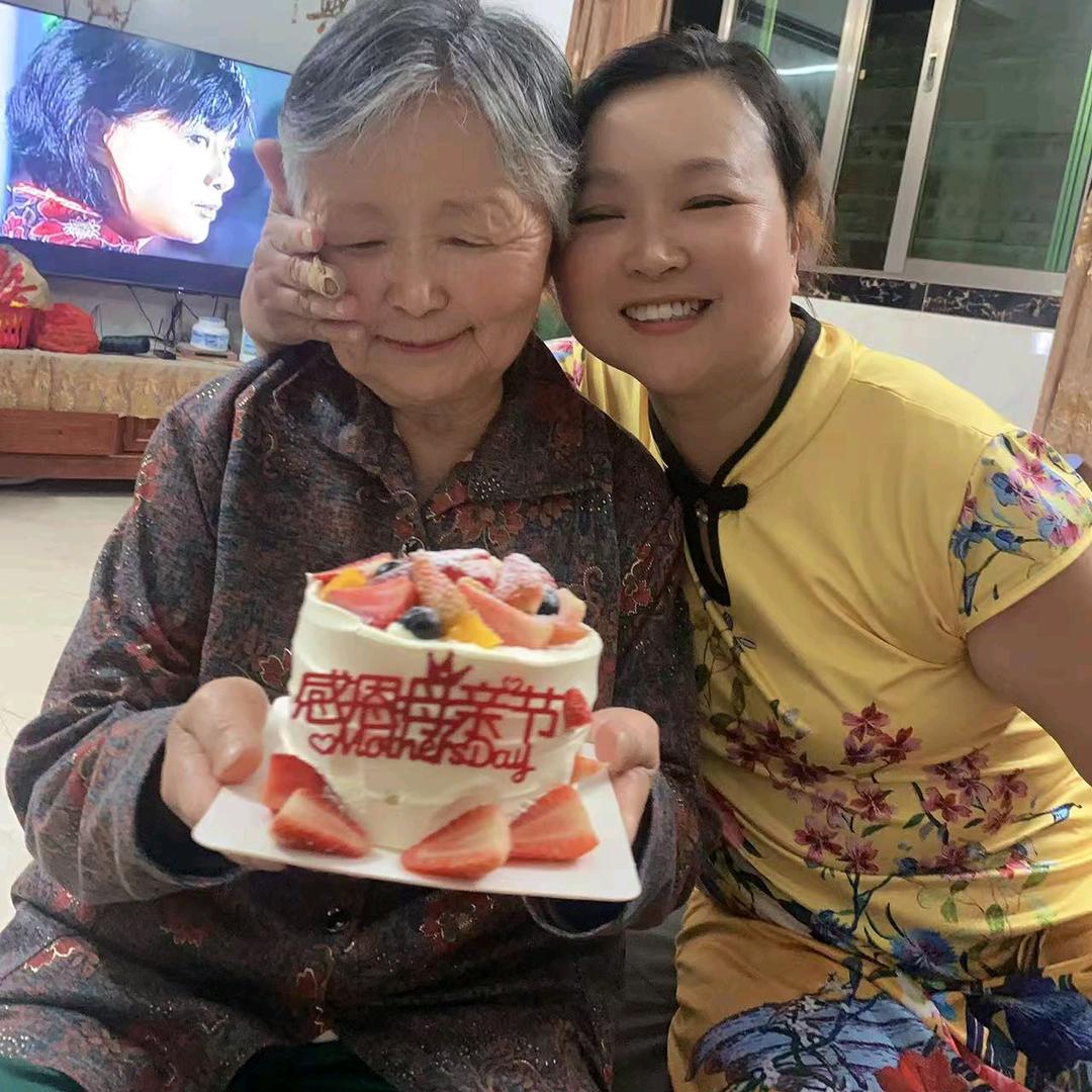 小曾不吃糖🌺🌺🌺🌺