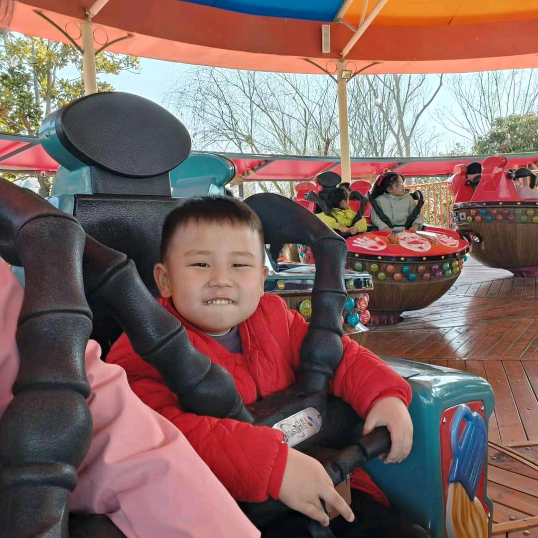 磊磊