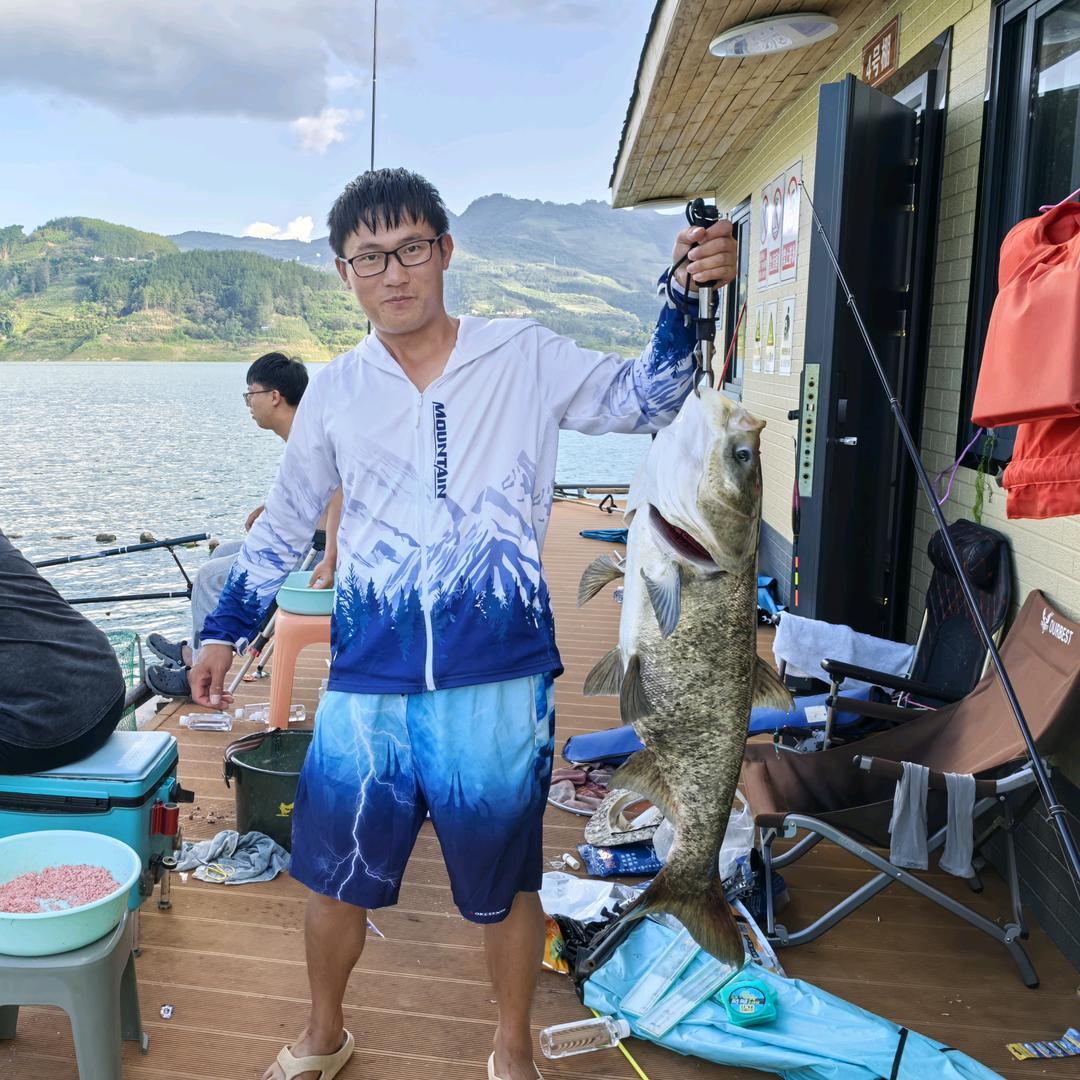 盘州市两河周家队永禾农庄垂钓