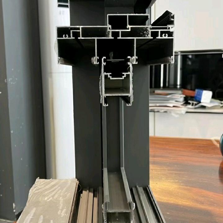 @佛山断桥窗-圣致门窗定制源头工厂