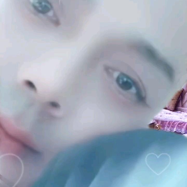 ,靉