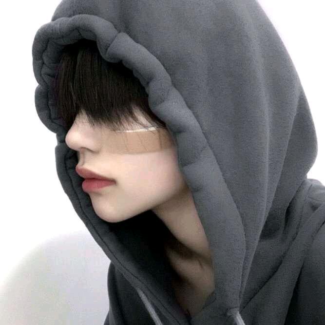 992