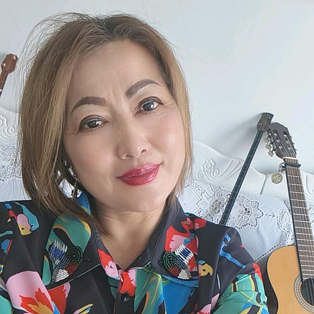 金恩斯古丽. 🌻🍀