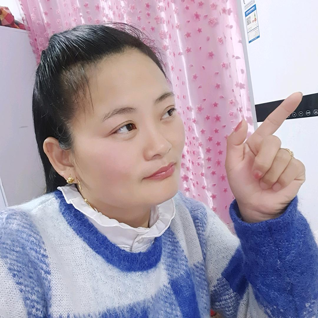 七零后刘佳慧喜爱唱歌八九点半开3直播