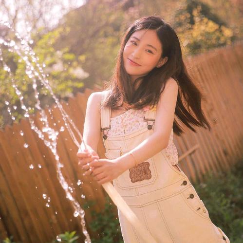 西西❤️爱跳舞