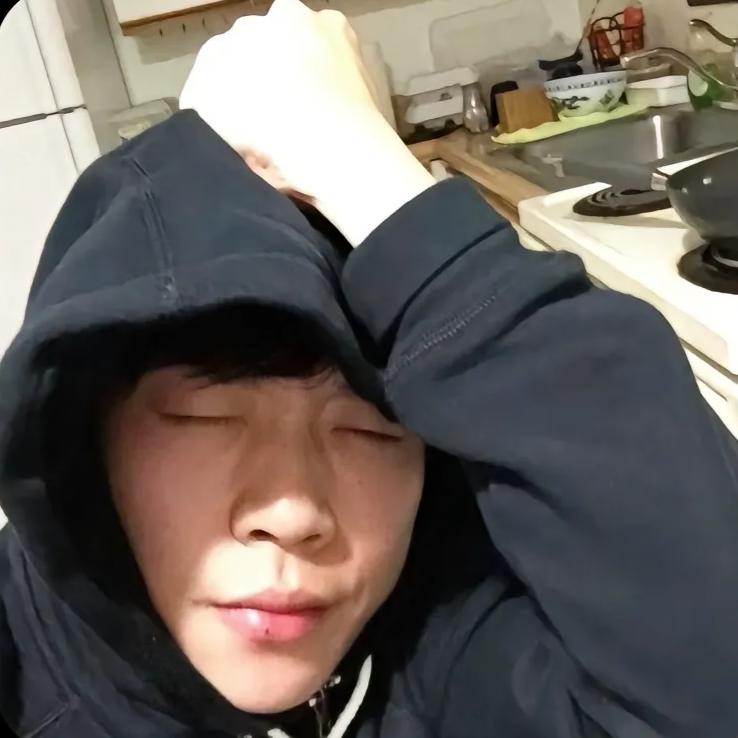 猛踢瘸子内条瘸腿