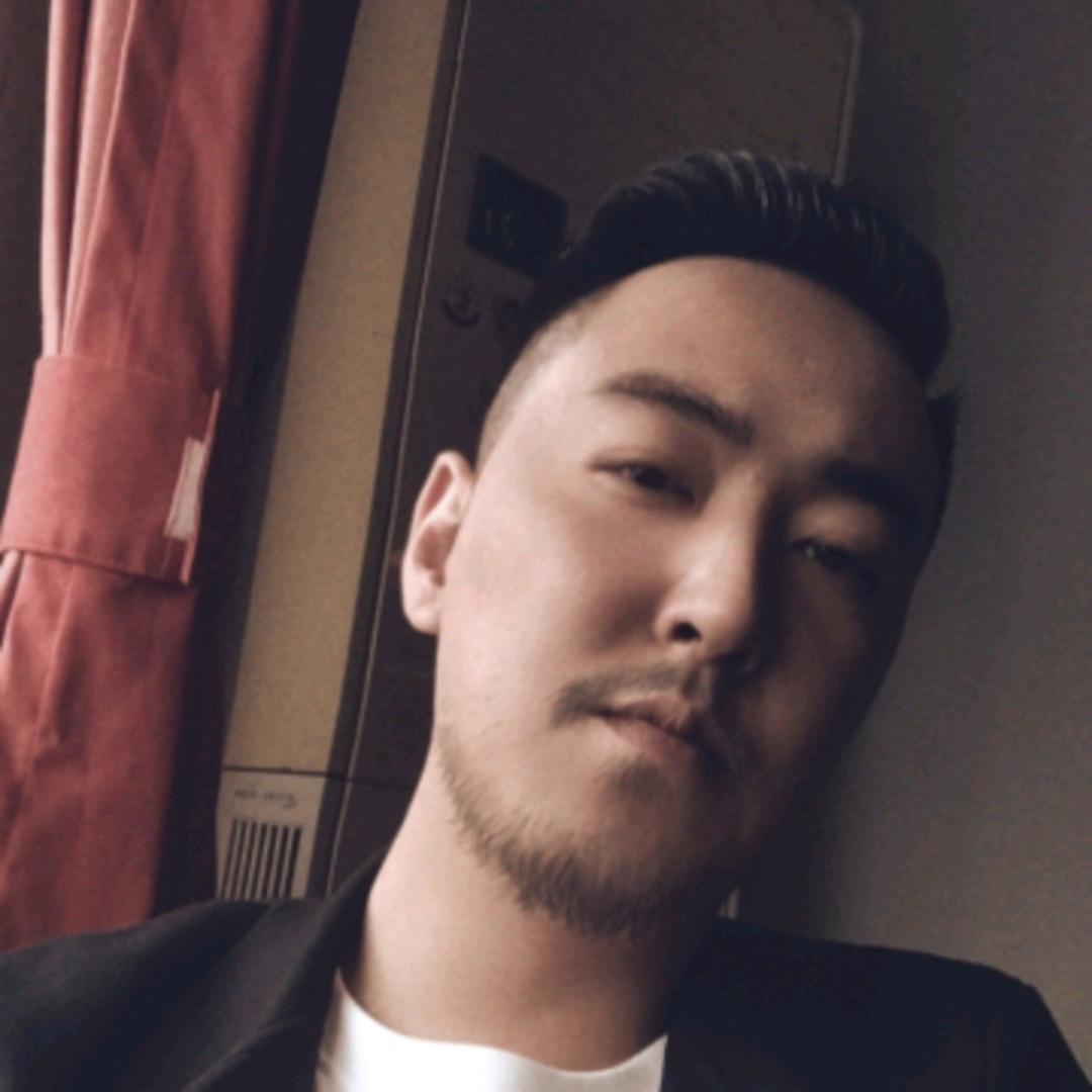 陆远倾听（晴锦曦百货）