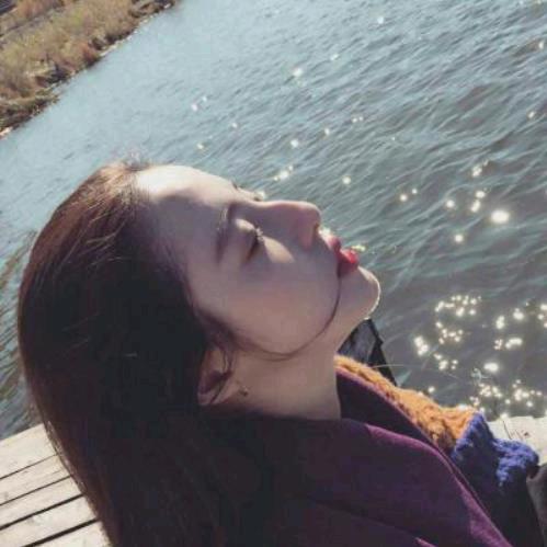 小琴琴（^0^^0^）