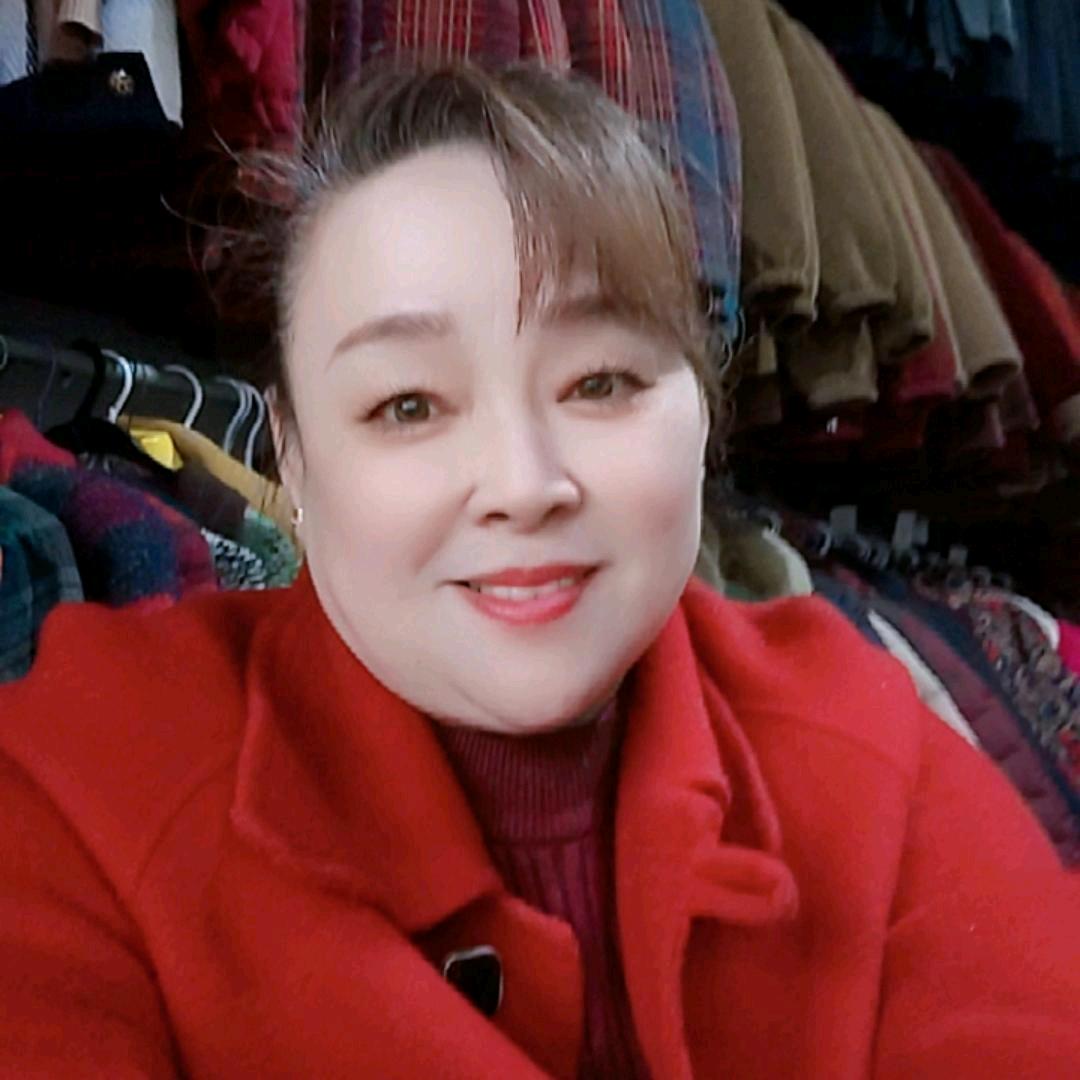 黄惠服饰宜都文峰路