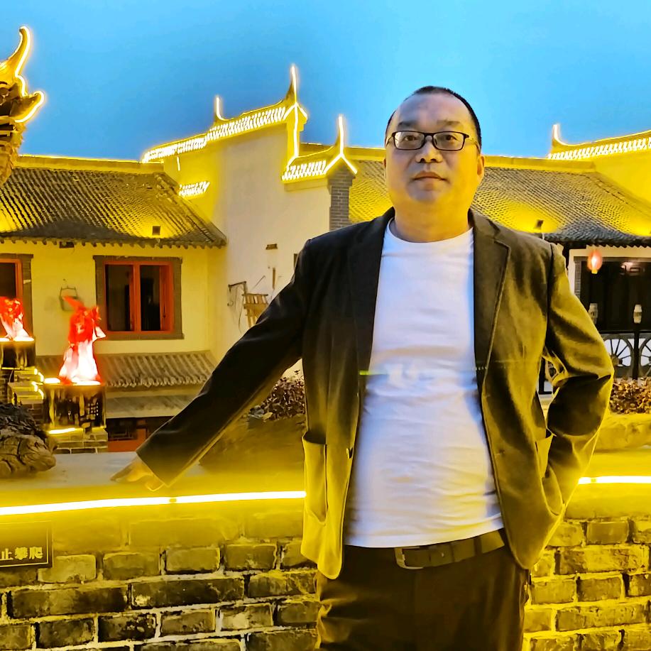 锋哥，🎤
