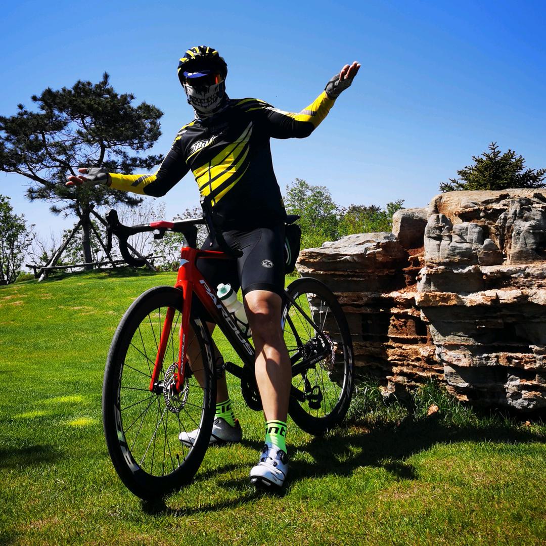 𝑴𝒓.𝒁𝒉𝒂𝒏𝒈 🚴