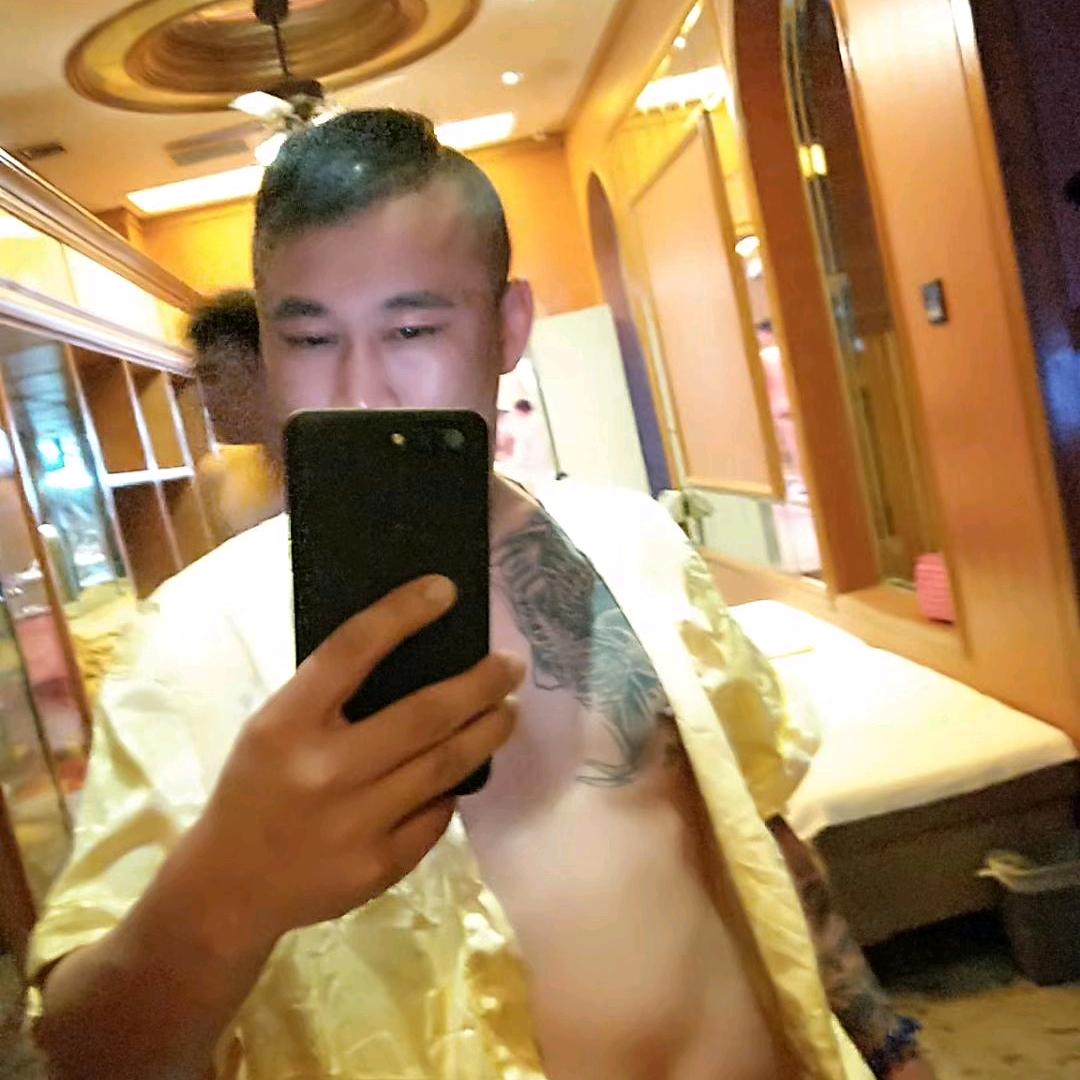 亮亮@亮少